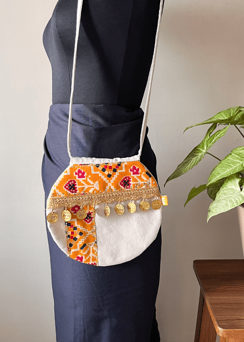 Chevron - Round Sling Bag by House of Enke